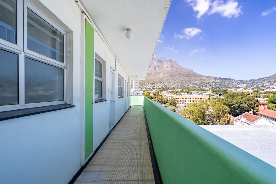 To Let 1 Bedroom Property for Rent in Cape Town City Centre Western Cape